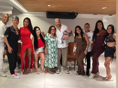 Após polêmicas, Belo e Gracyanne Barbosa passam Natal juntos