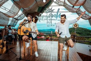 Cleber & Cauan trazem edição especial do projeto “Resenha” de volta a Brasília, com show exclusivo às margens do Lago Paranoá