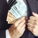 Ex-conselheiro do Carf flagrado com mais de R$ 1 milhão em casa alega inocência