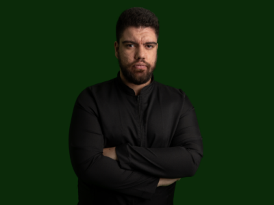 CIENTISTA JOÃO GABRIEL MELO AIELLO PASSA A PUBLICAR VÍDEOS EM MATA FECHADA ENQUANTO INICIA SÉRIE DE REVELAÇÕES SENSÍVEIS
